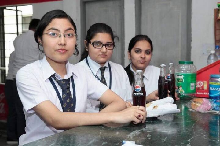 cafeteria